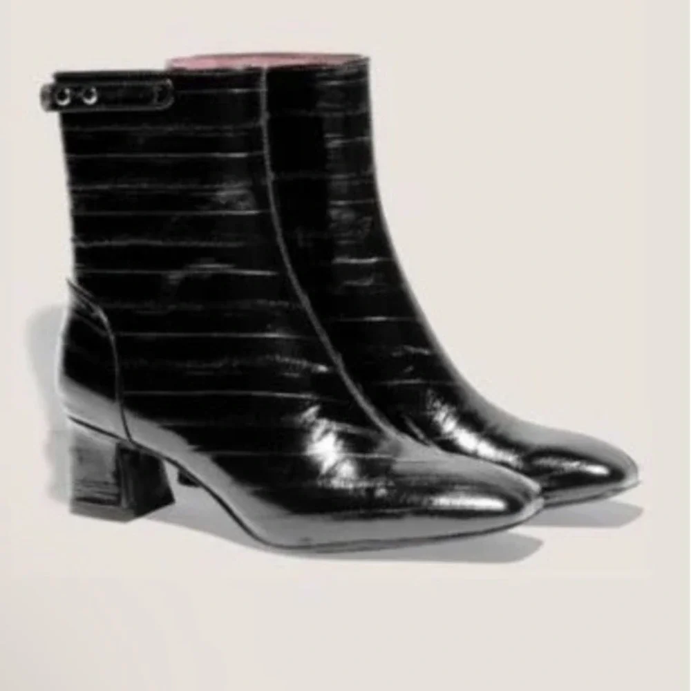 Gini & Albert Luxury Women's‎ Wyn Boot Booties Leather Noir Eel $550 Size 5